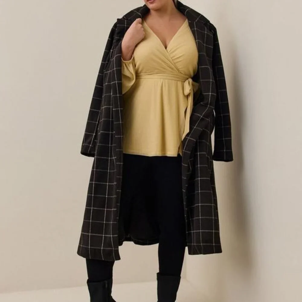 NWT Torrid Glitter Lurex Surplice Peplum Top Gold Size 4 (26) - Picture 2 of 12